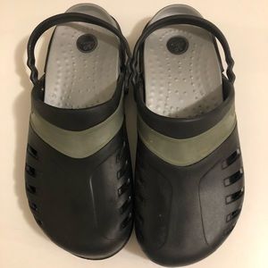 Crocs black & silver